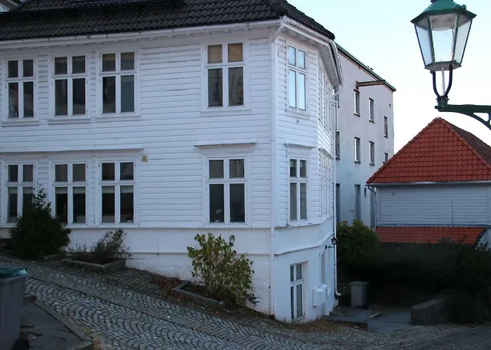 Skuteviksveien 42 * Bergen